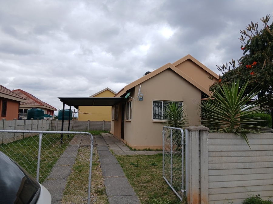 3 Bedroom Property for Sale in Freedom Park A North West